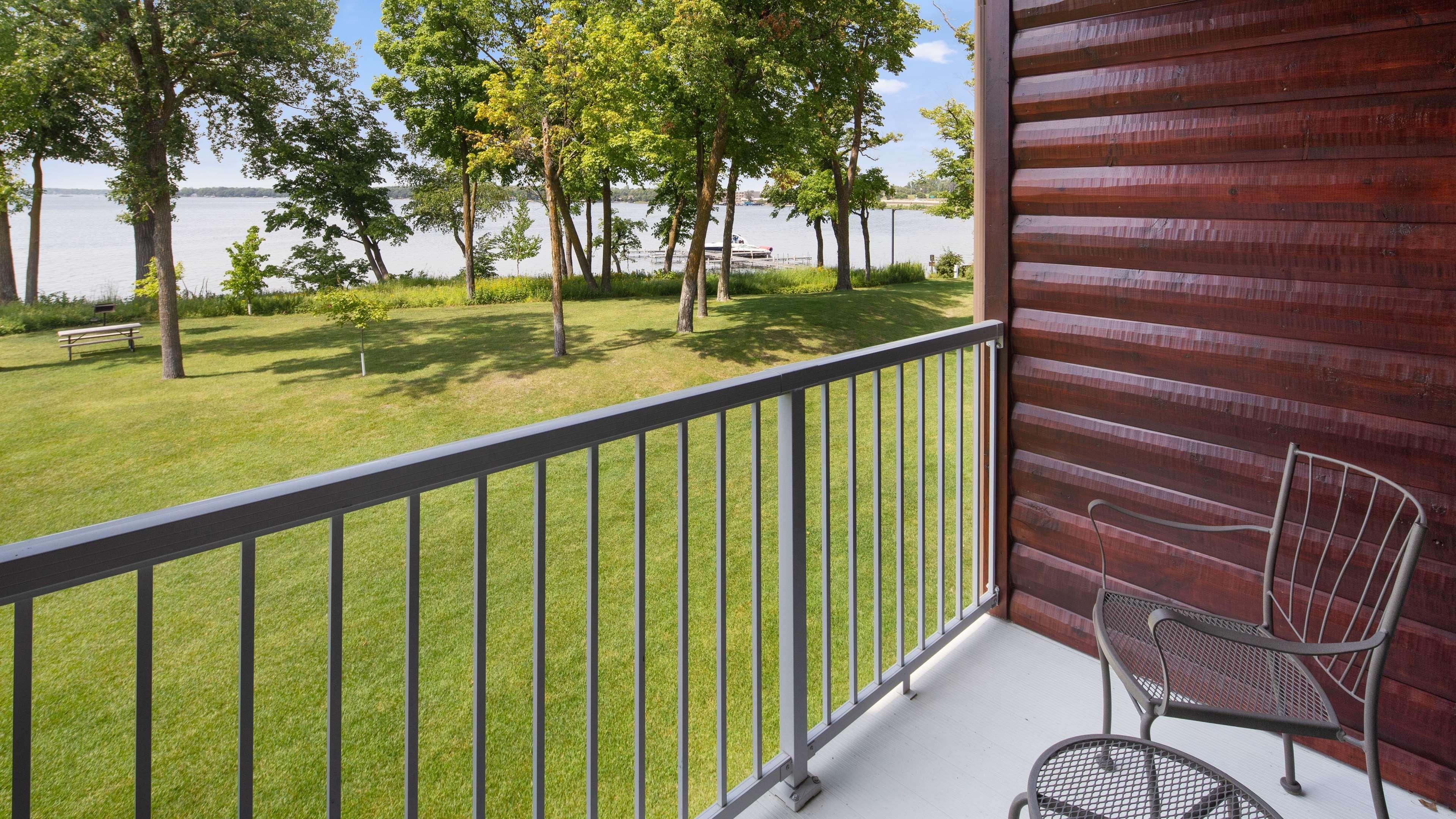 Best Western Premier The Lodge On Lake Detroit Detroit Lakes Exterior foto